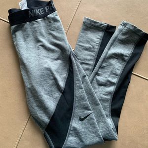 NikePro Hyper Warm leggings